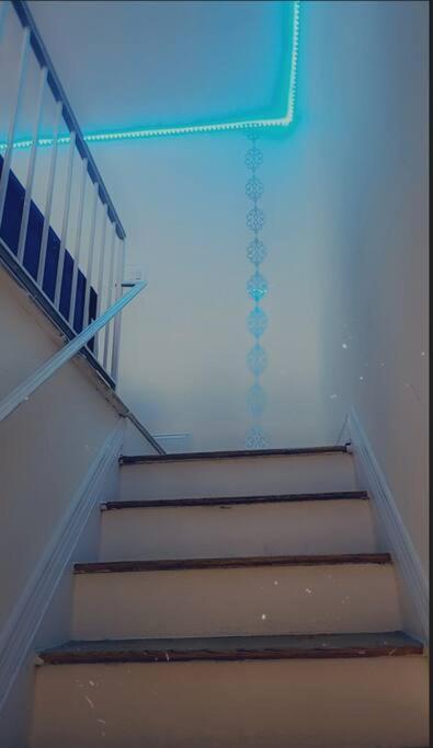 Townhouse Apartment In Oakland Gardens New York Buitenkant foto